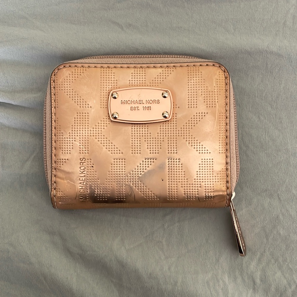 Michael kors wallet
